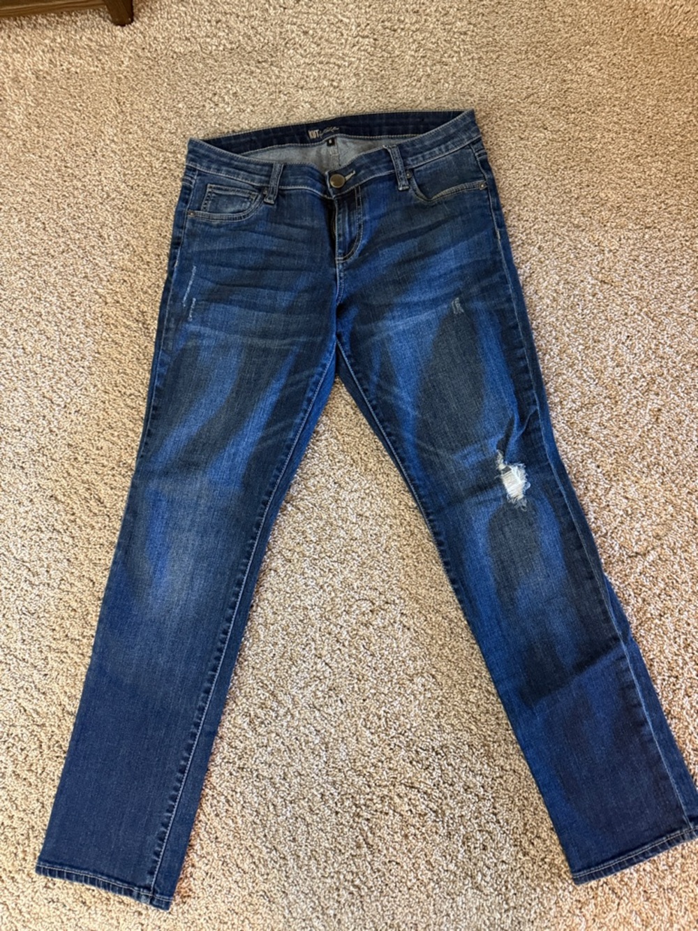 Kut from the Kloth Dark Blue Skinny Jeans with Knee Distress